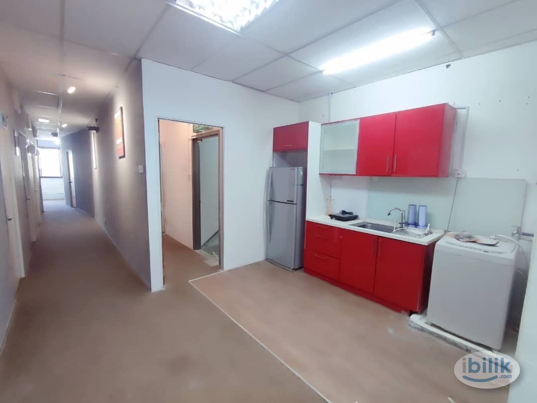 ECONOMIC Single Room FOR FEMALE at Glomac Centro, Bandar Utama shop lot residance - Image 2