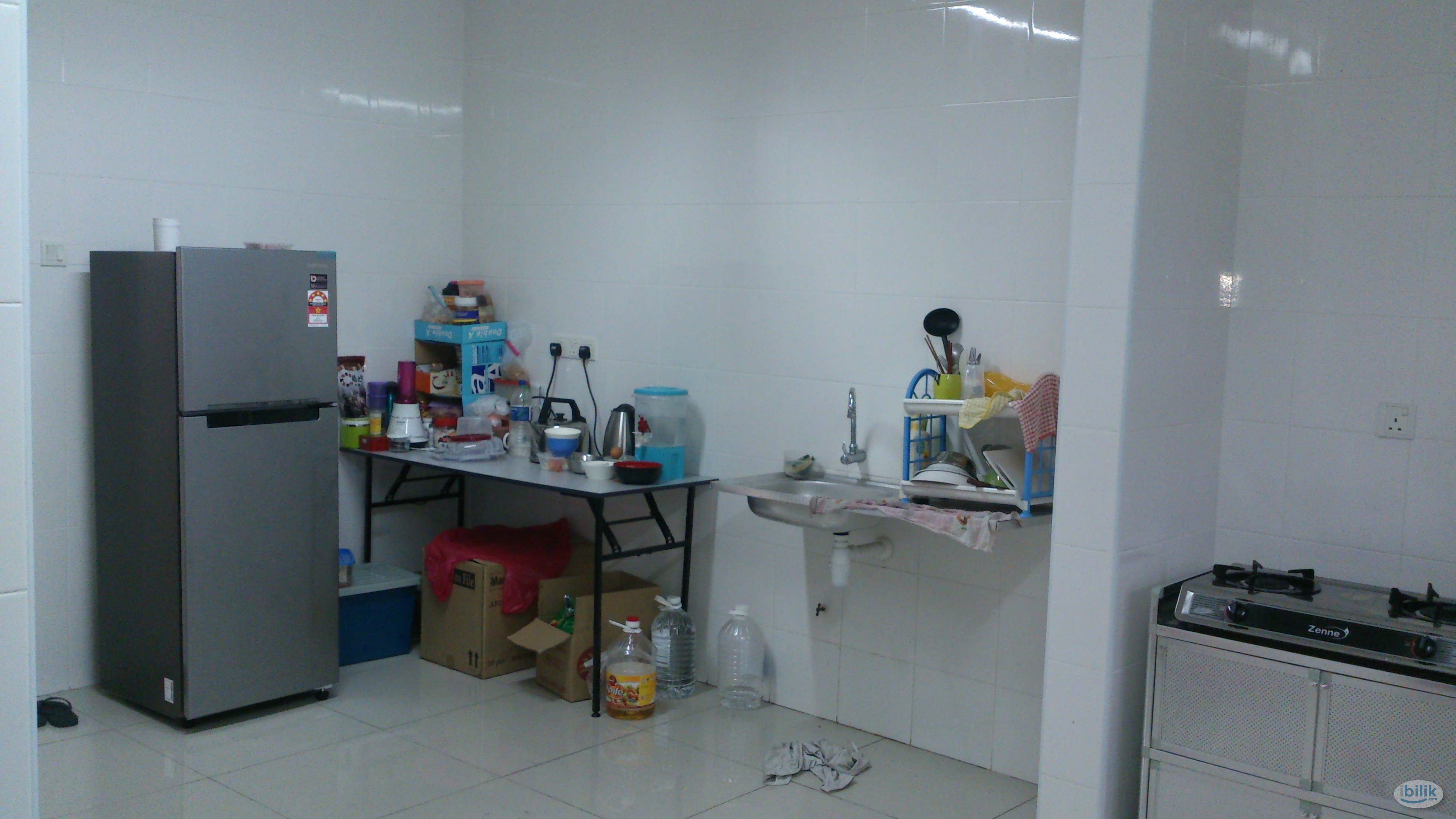 kota kemuning shah alam immediately can move in Gated Guarded High Security Middle Room at Kemuning Utama - Image 2