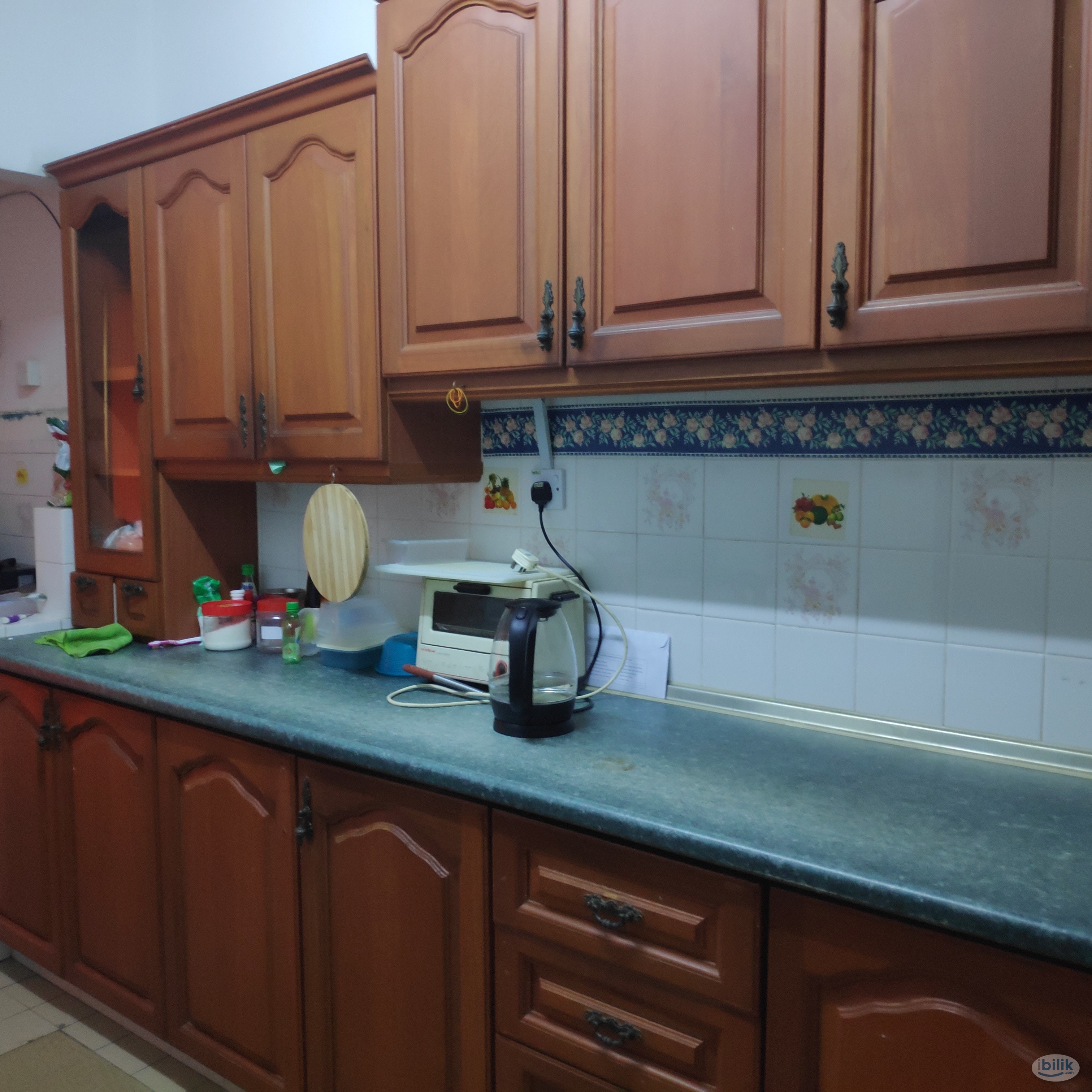 Middle Room at USJ 2, UEP Subang Jaya - Image 2