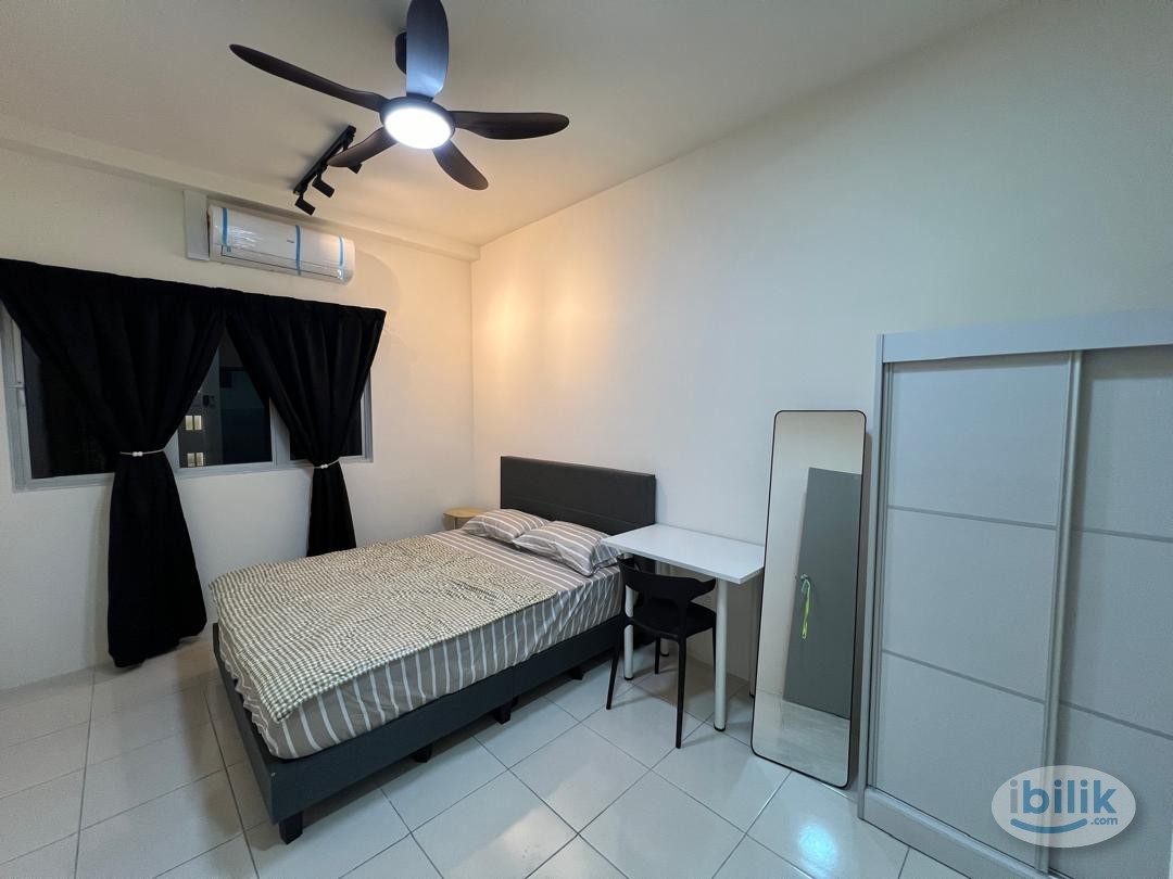 Puncak Alam @ Fully Furnished Master Queen Bedroom @  Melodi Perdana Residence @ Mixed Unit  - Image 4