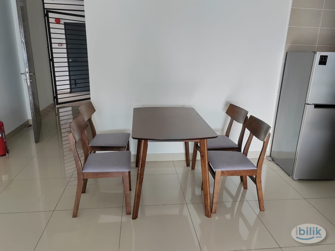Middle Room at Landmark I, Bandar Sungai Long - Image 2