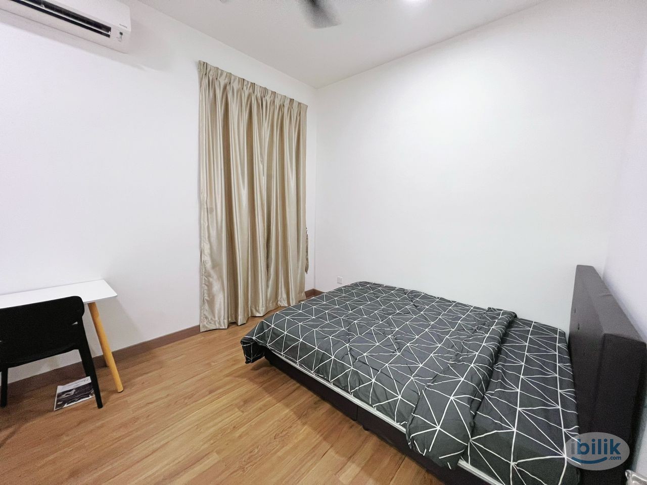 Middle Room at Landmark I, Bandar Sungai Long - Image 3