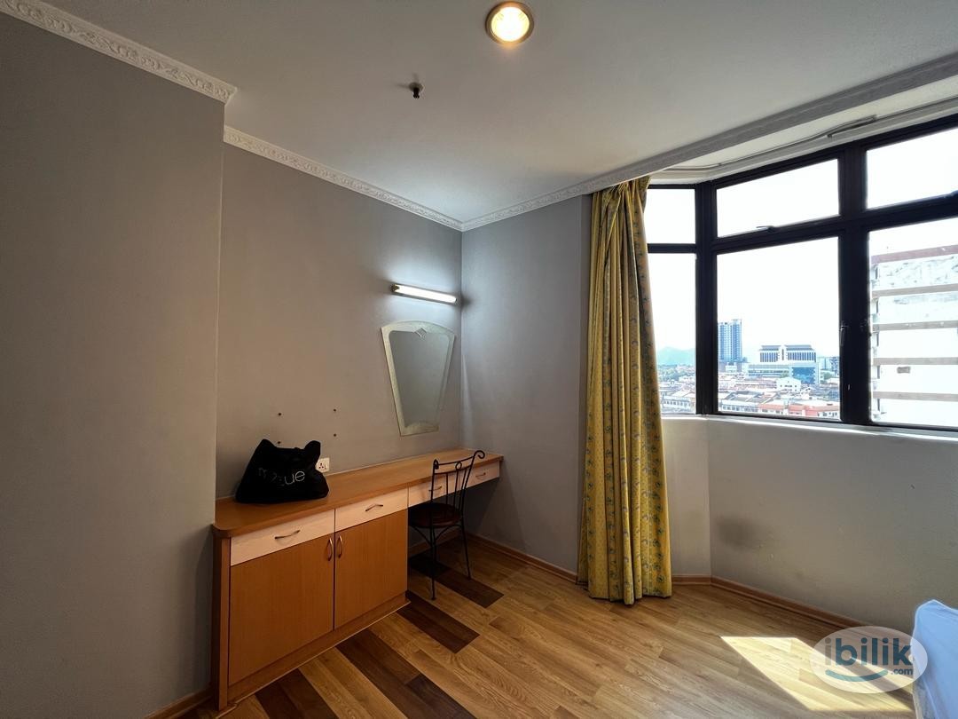Fully Furnished Triple (Single & Queen Bed) Room Unit for Rent nearby General Hospital, UniKL, Greentown, Ipoh Garden - Image 1