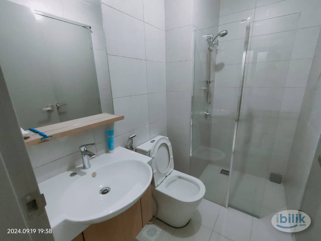 Single room at Batu Kawan, Bandar Cassia, 5 min to industrial park - Image 2