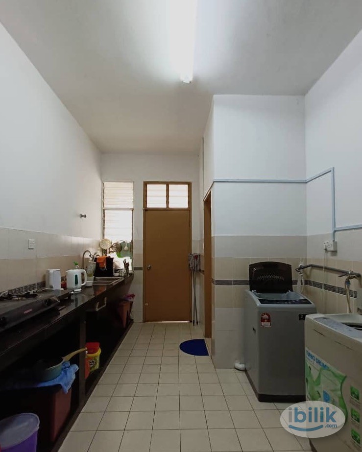Room for Rent + Air-Cond ❄️ at Setia Alam near Setia City Mall, Taipan - Image 2