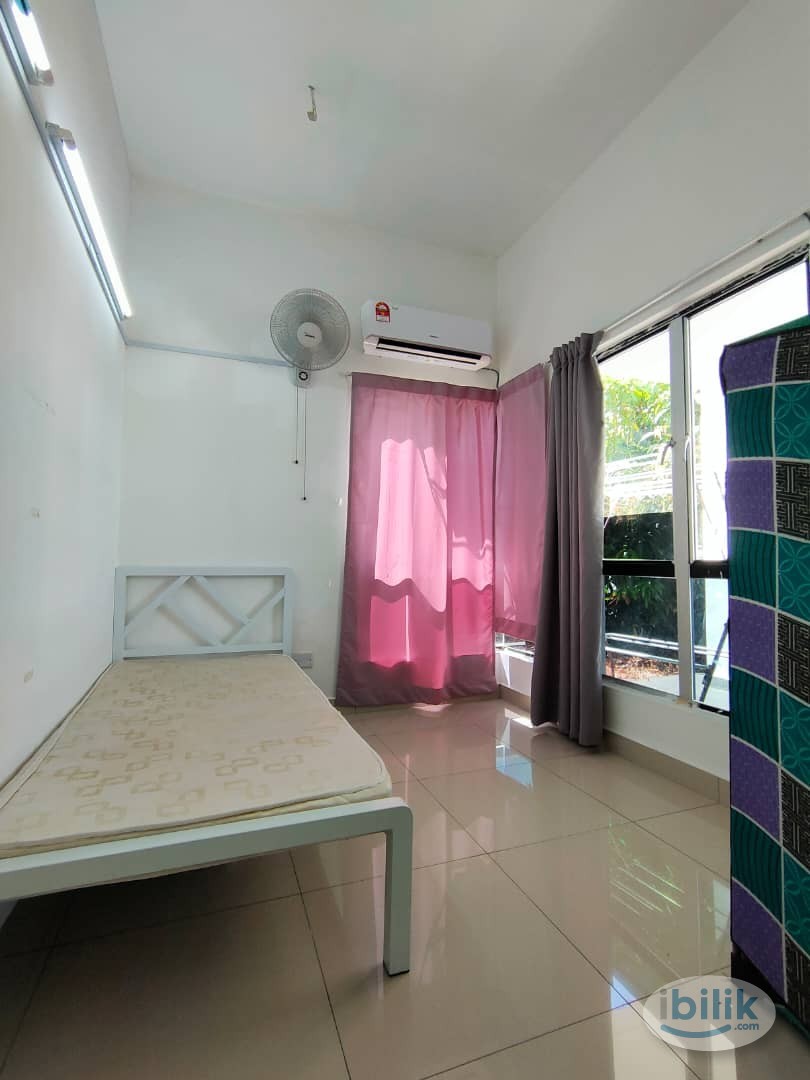 Looking for Setia Alam rooms❓ Zero Deposit✅ Move-In Immediately✨ - Image 1