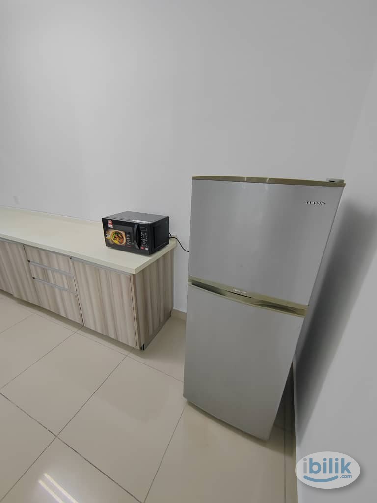 Medium Room at Pacific Place, Ara Damansara - Image 3