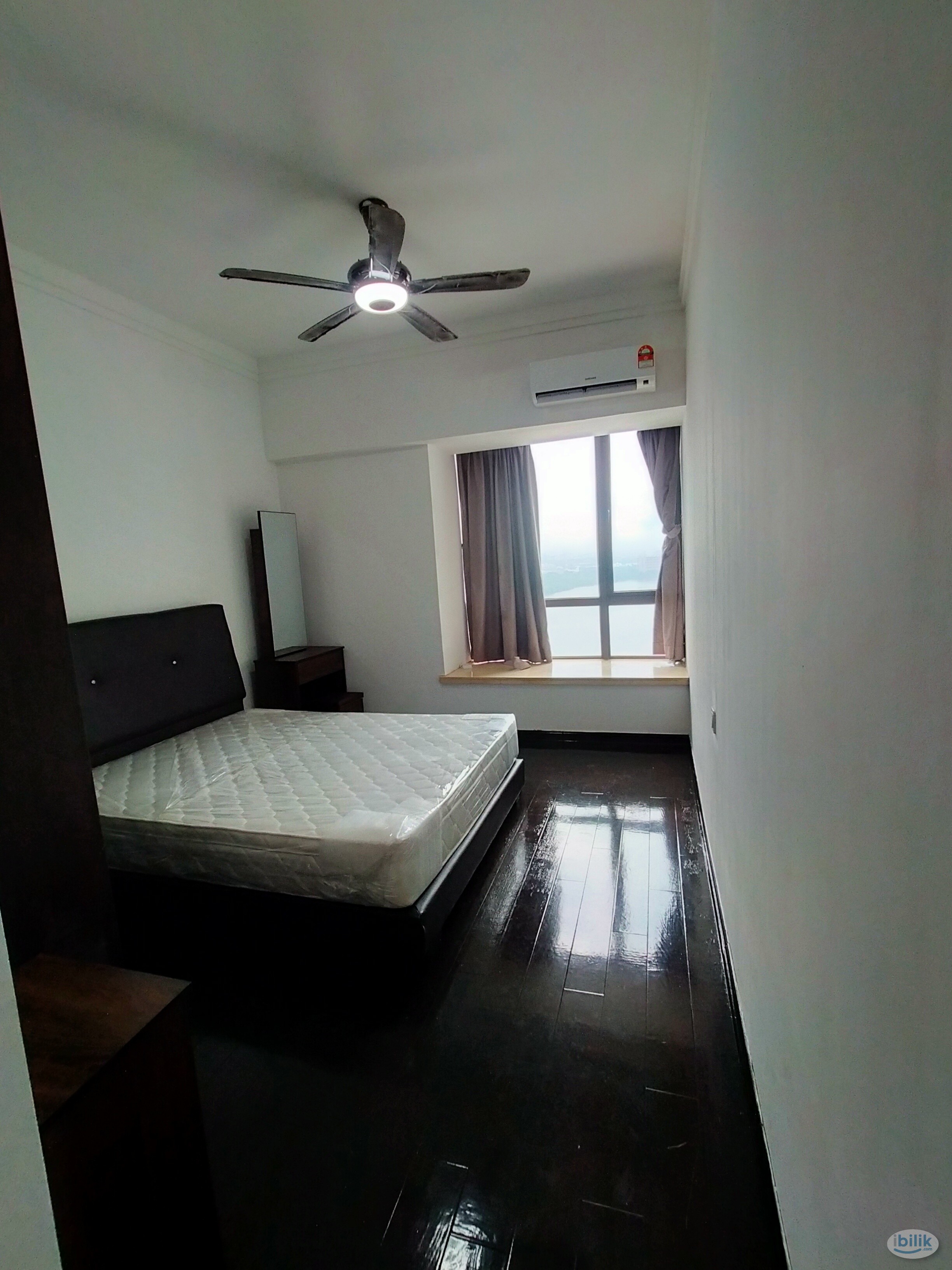 Master Room (R&F Princess Cove) for rent - 3 mins walk to CIQ - Image 1
