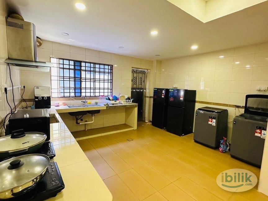 Middle Room at Setia Alam, Shah Alam - Image 2