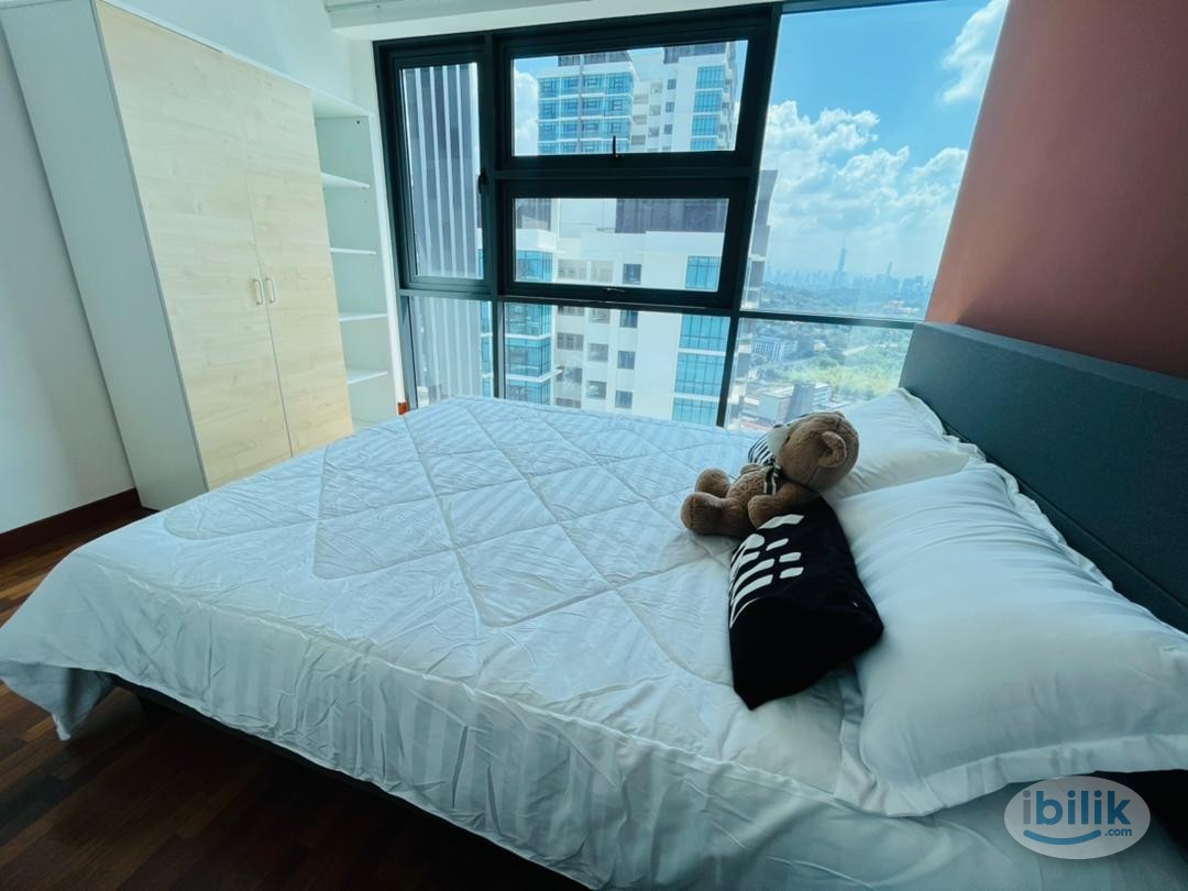 🛋️Spacious Master Room Available – Live in Luxury at Pacific Star, Petaling Jaya - Image 2