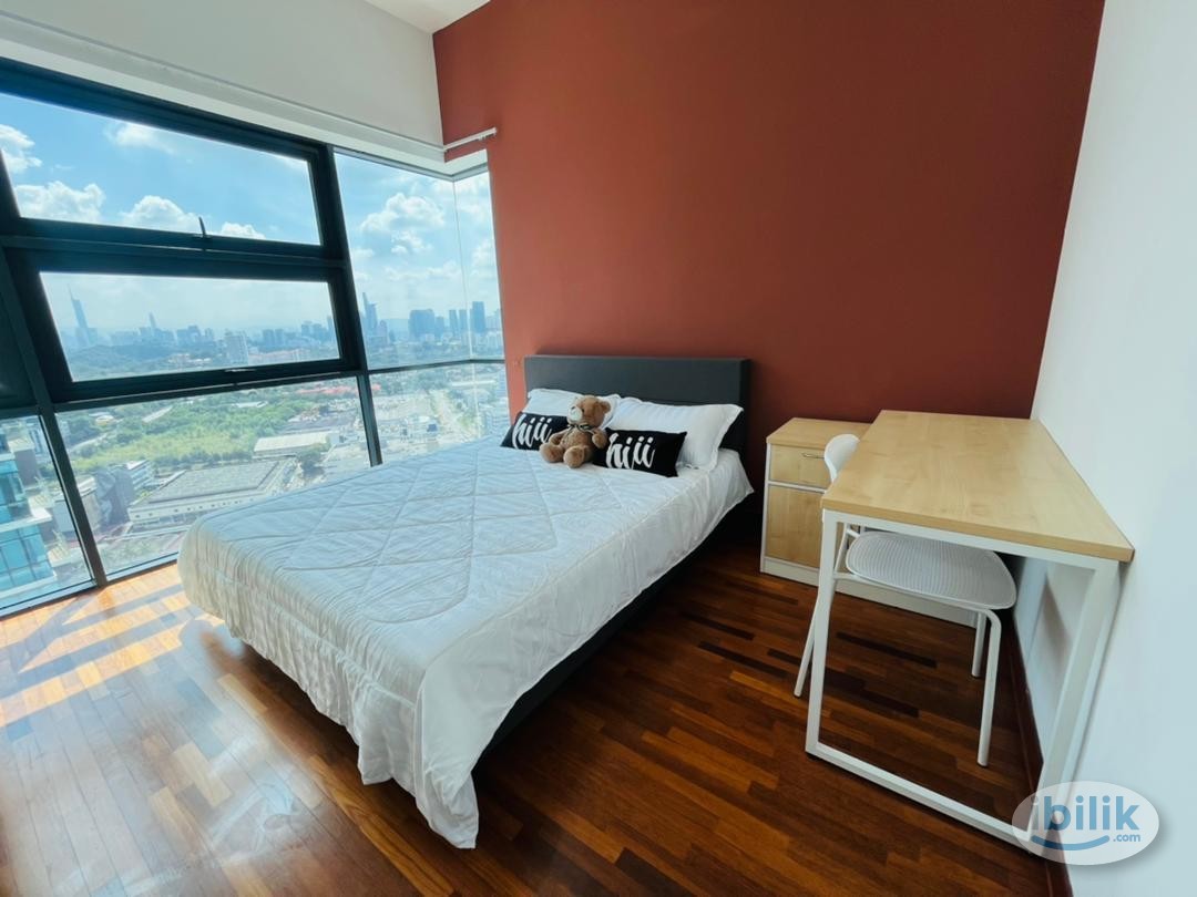 🛋️Stylish Master Room for Rent – All the Space You Need at Jaya One, Petaling Jaya✨ - Image 2