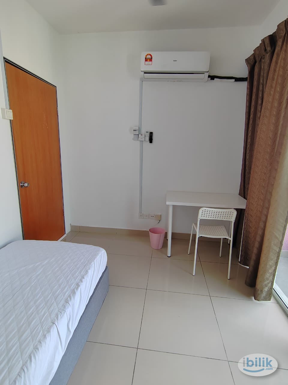 Balcony Medium room at Pacific Place, Ara Damansara - Image 2