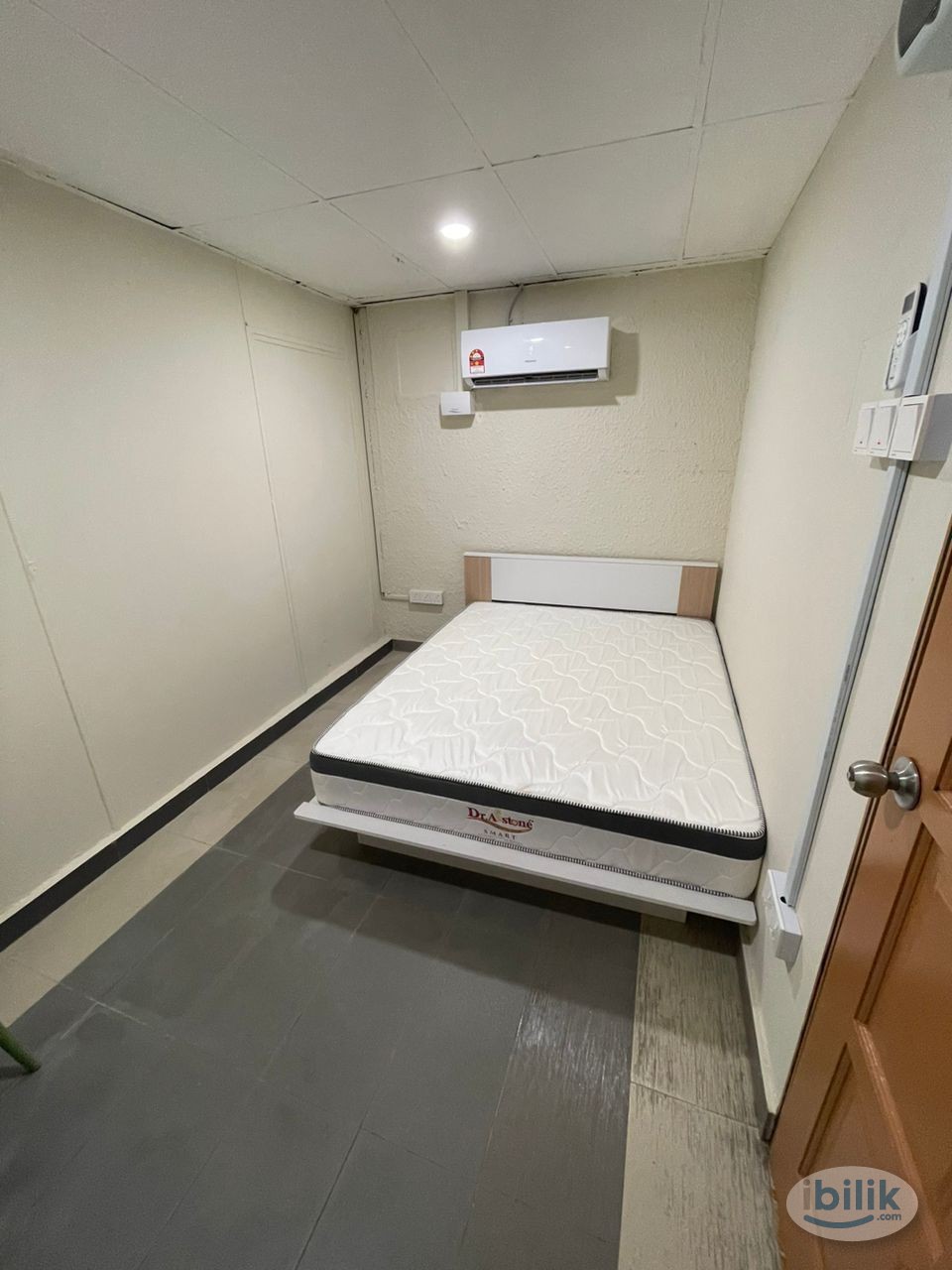 Near KL Sentral 🚆 Room at Brickfields, KL City Centre - Image 1