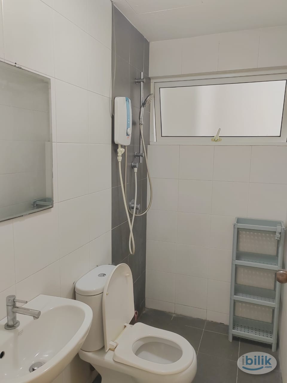 [PRIVATE BALCONY] Medium room at Pacific Place, Ara Damansara - Image 2
