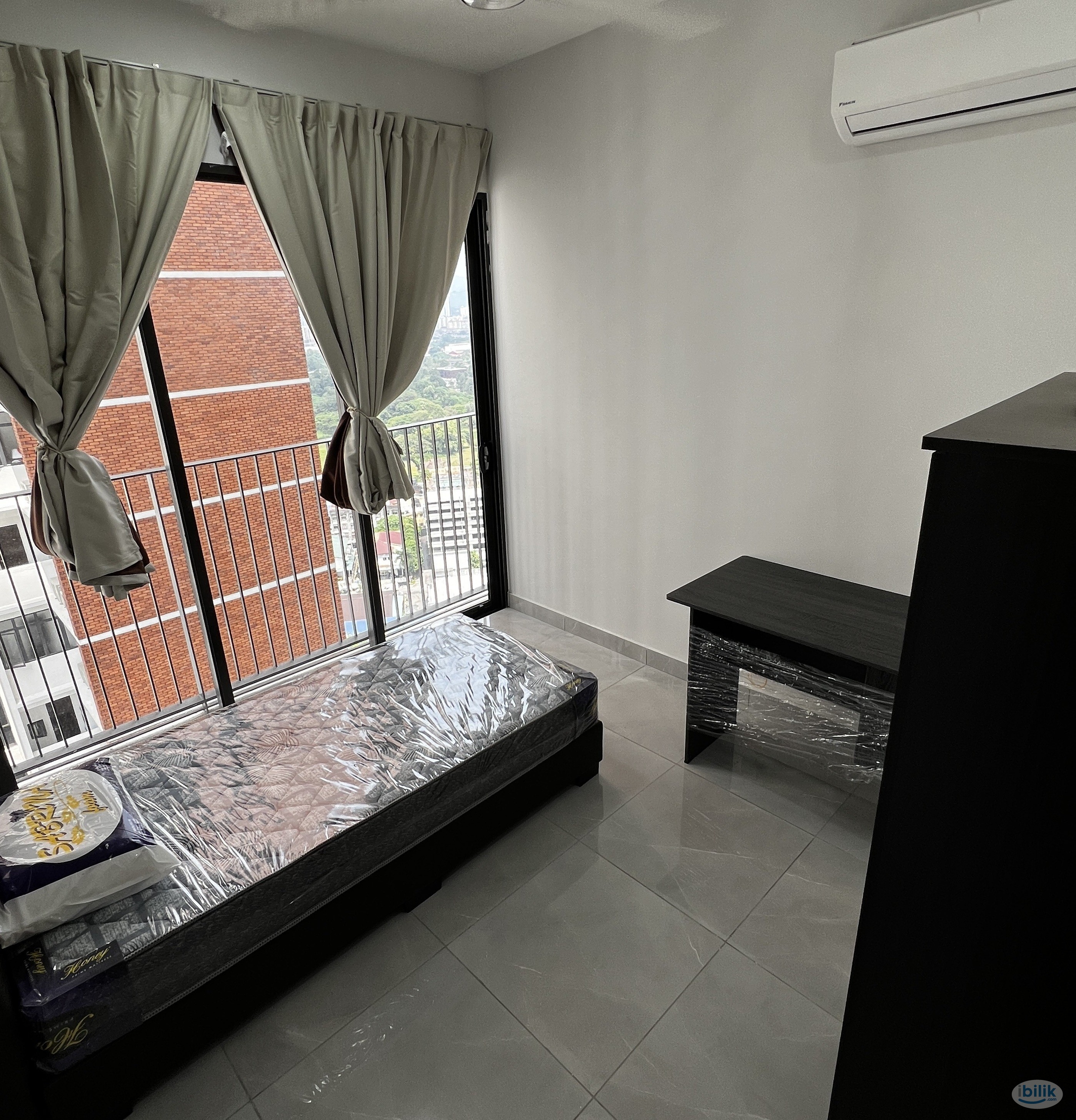 Female Only Unit Single Room at The Birch, Jalan Ipoh - Image 1