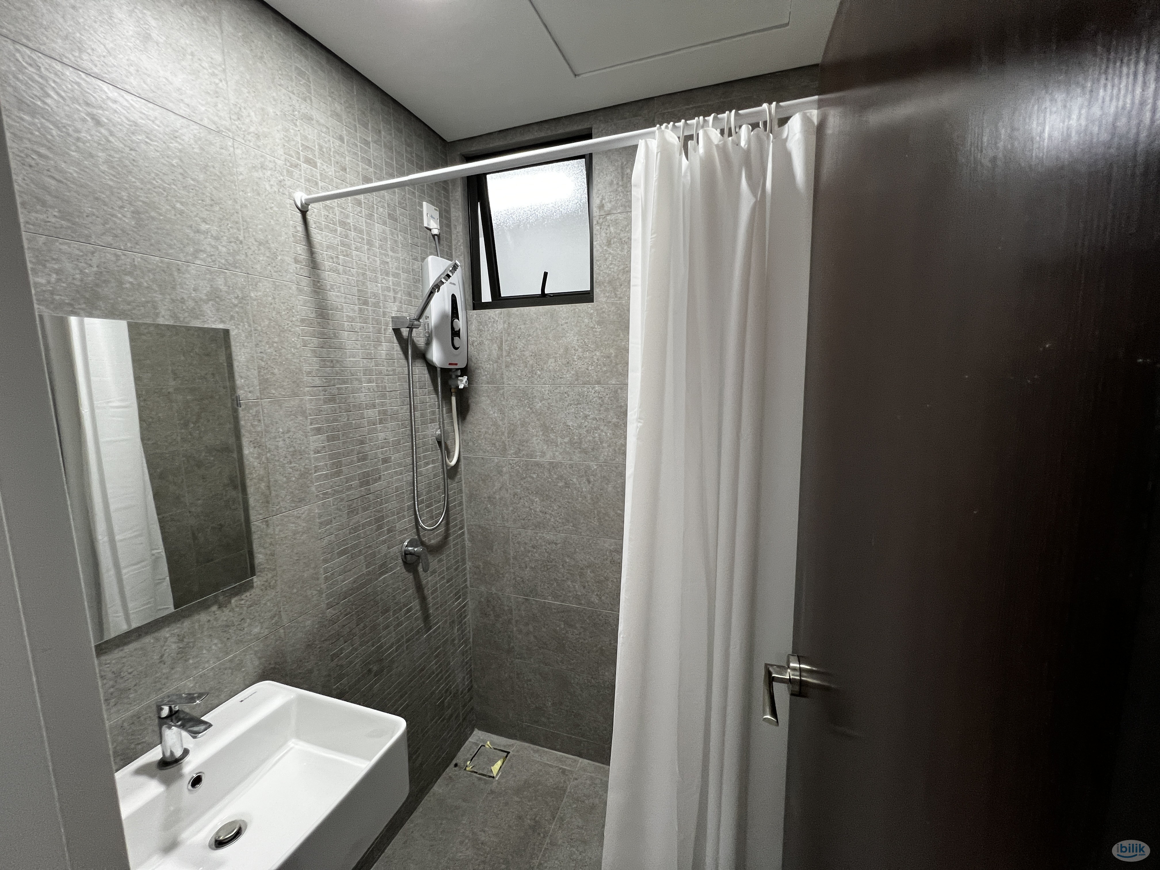 Female Only Unit Single Room at The Birch, Jalan Ipoh - Image 3