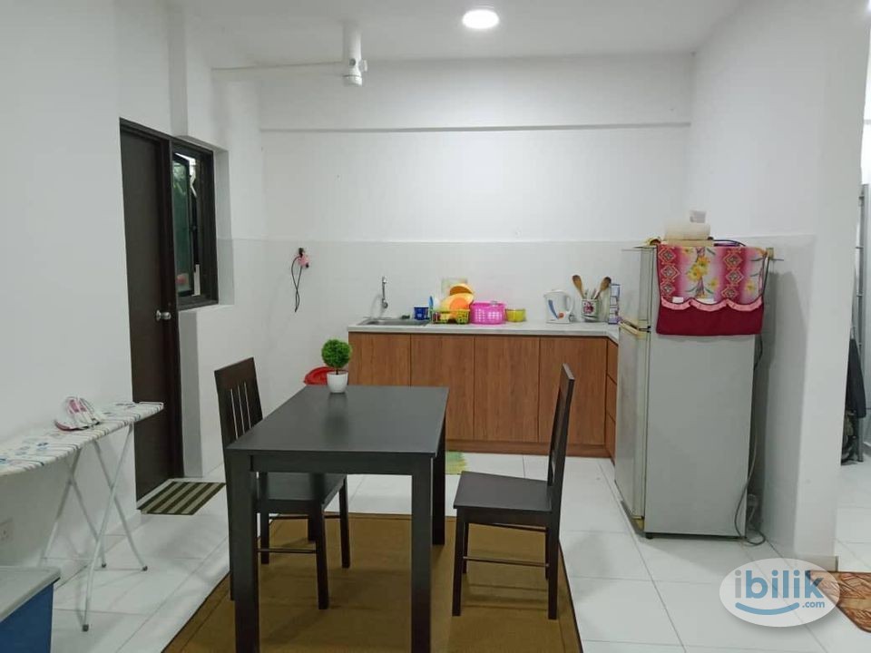 Master Room at The Heights Residence @ Taman Muzaffar Heights, Ayer Keroh - Image 4