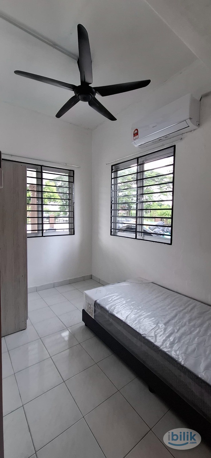Klang Fully Furnished Rooms💥Jalan Pasar Baru Non Sharing Klang Parade walking distance - Image 1