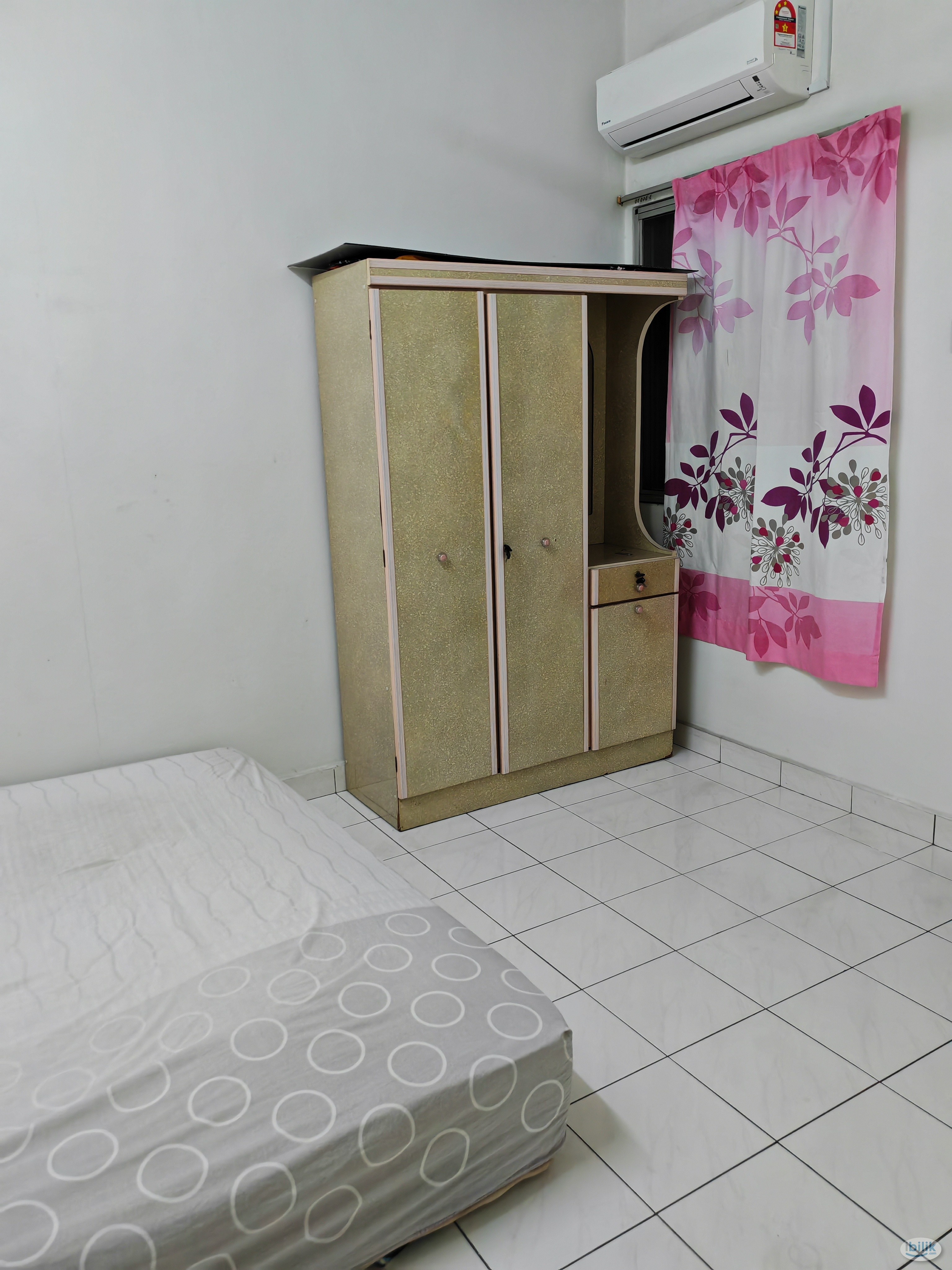 Middle Room at USJ 1, UEP Subang Jaya - Image 5