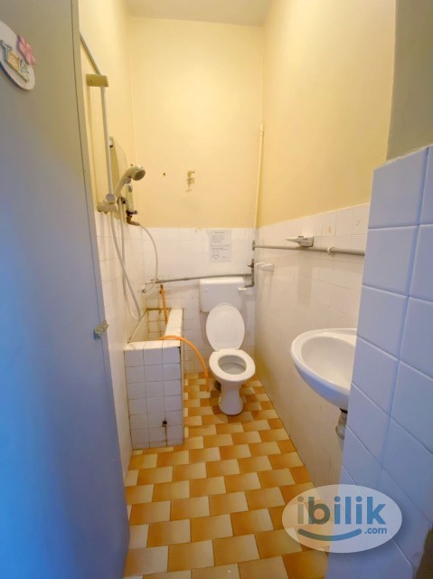Room Available For Rent at SS15, Subang Jaya with Just a walk to LRT Station - Image 3