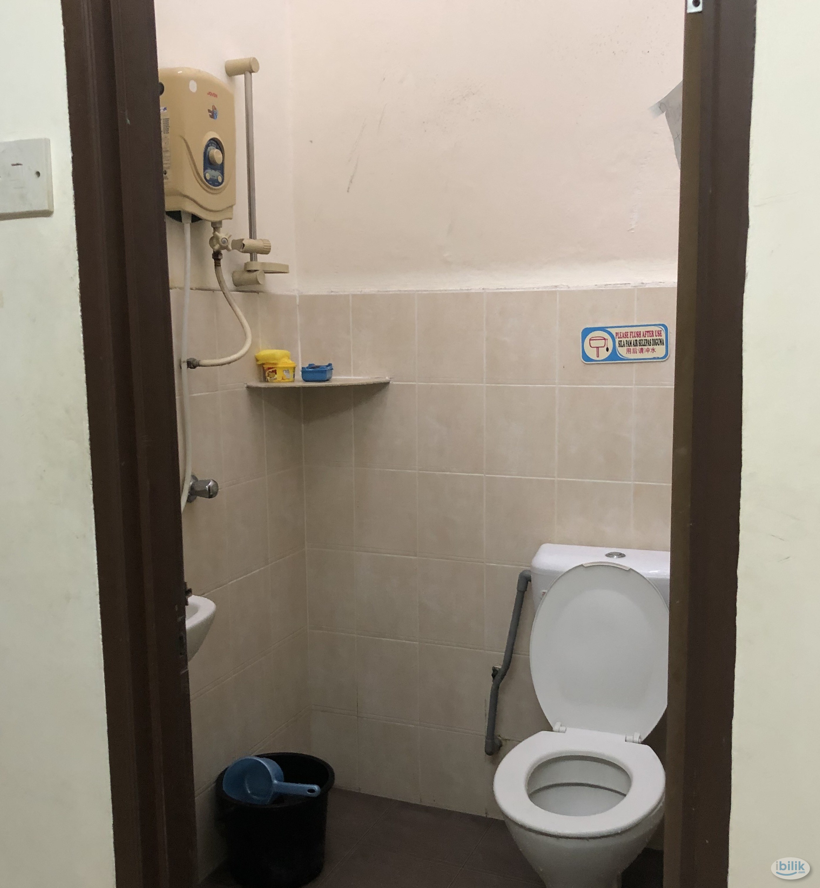 Master Room at Taman Connaught, Cheras - Image 1