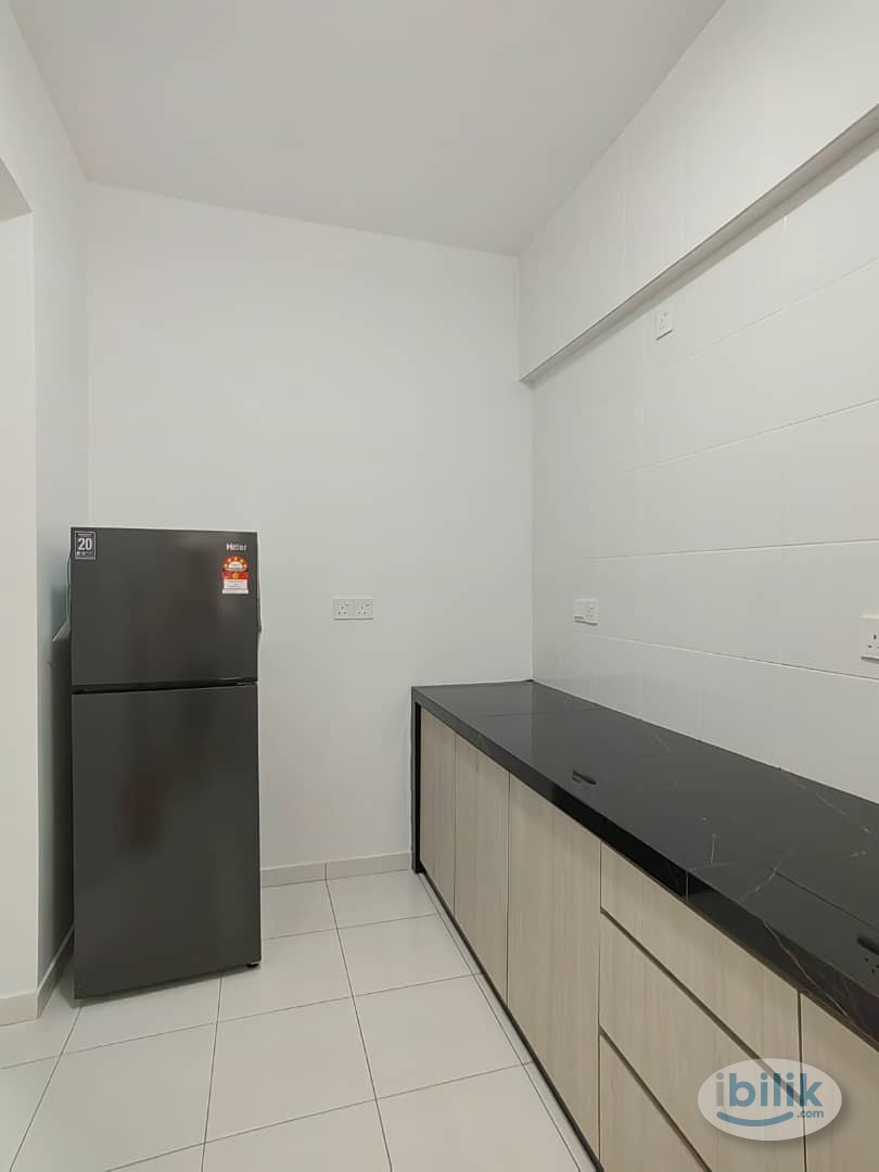 Delux Middle Room at I-Santorini, Tanjung Tokong - Image 4