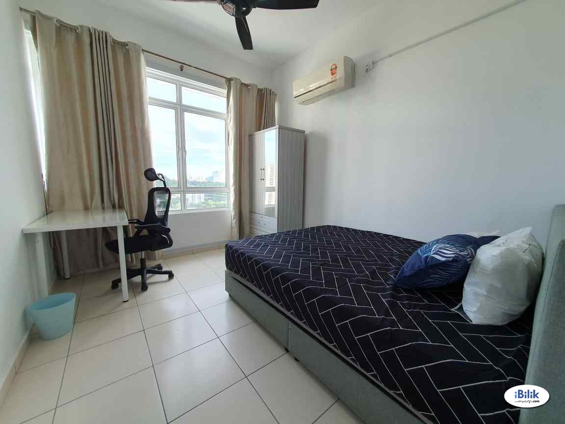 COZY Middle Room at Arena Residence, Bayan Baru 😍 - Image 1