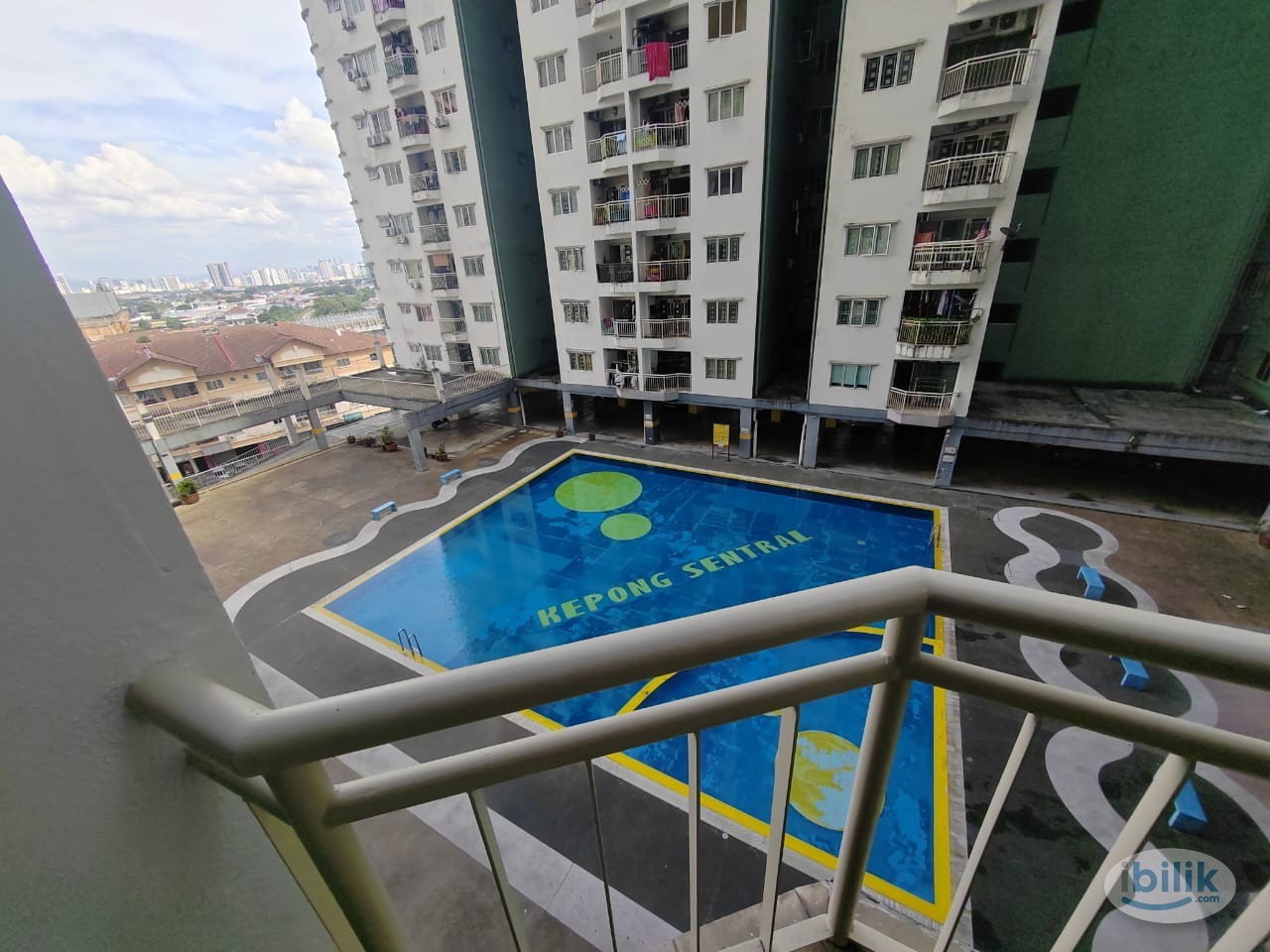 female only Middle Room at Sungai Buloh sri damansara kepong - Image 2