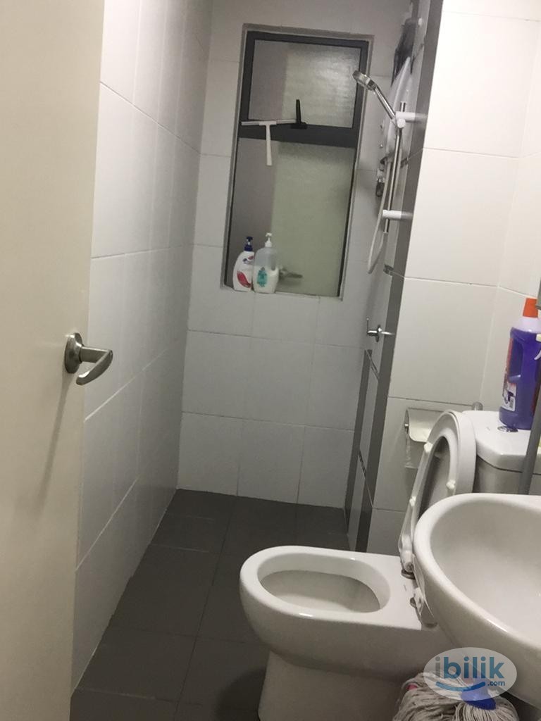 Single Room at Zeva, Bandar Putra Permai - Image 3