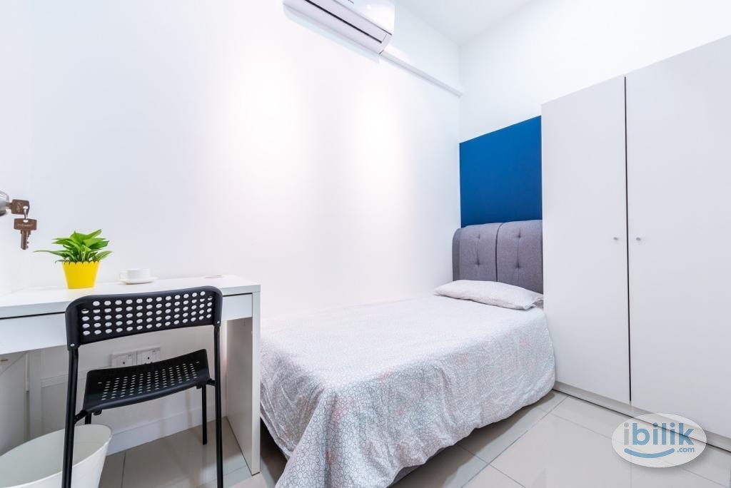 Small room for rent - Image 1