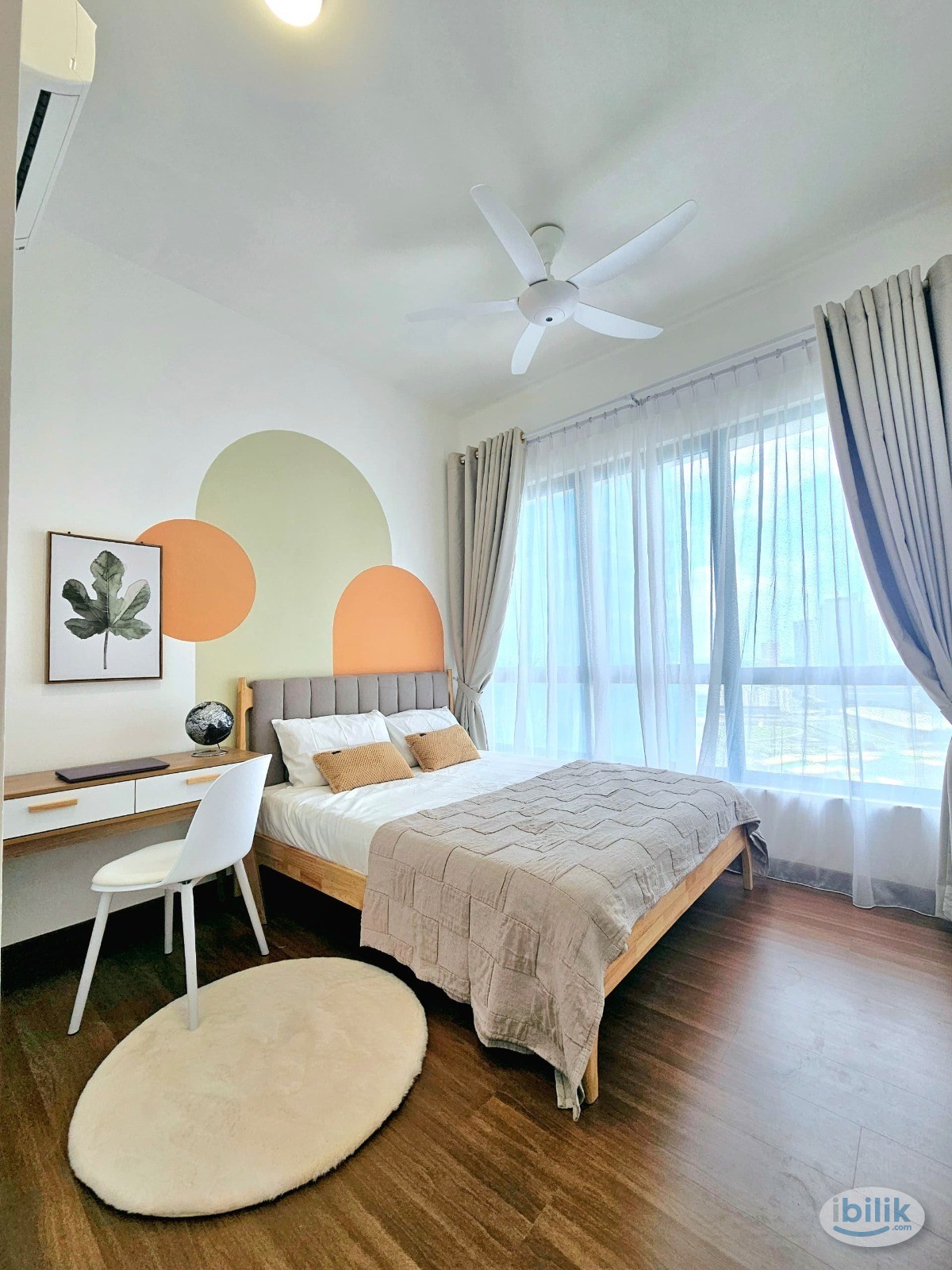 Sunsuria forum room for rent - Image 1