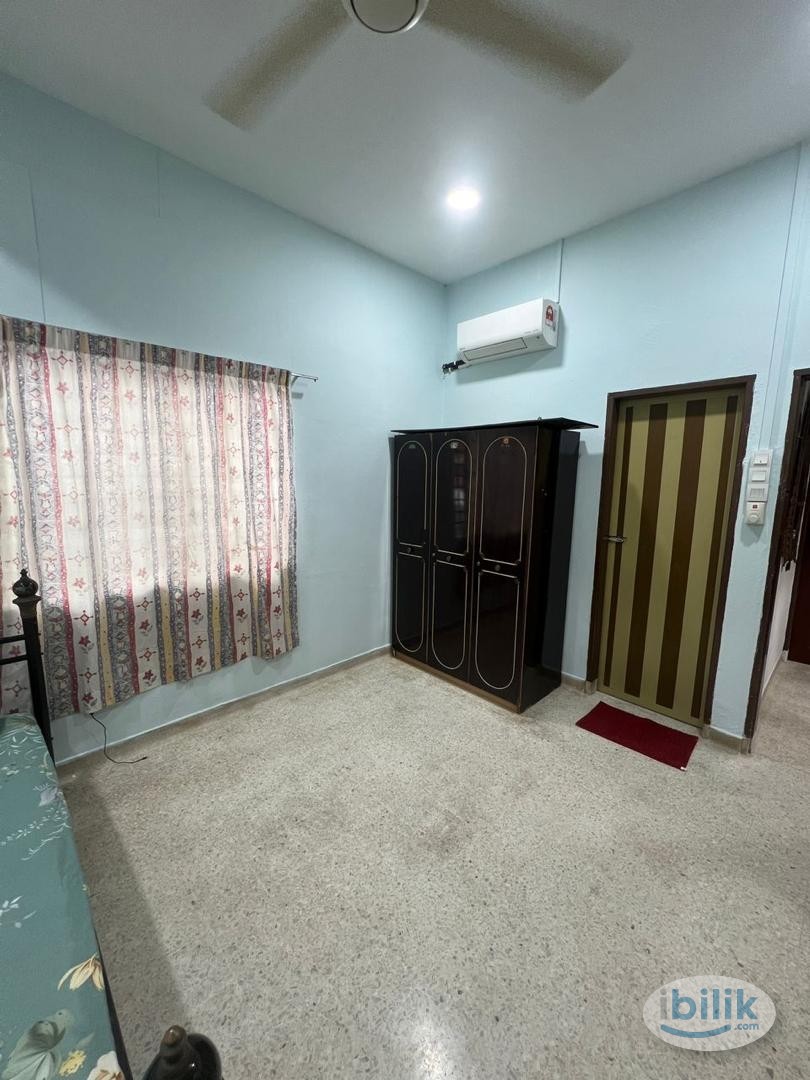 [FREE UTILITY/NEAR HTJ] Master Room at Rasah, Seremban - Image 3