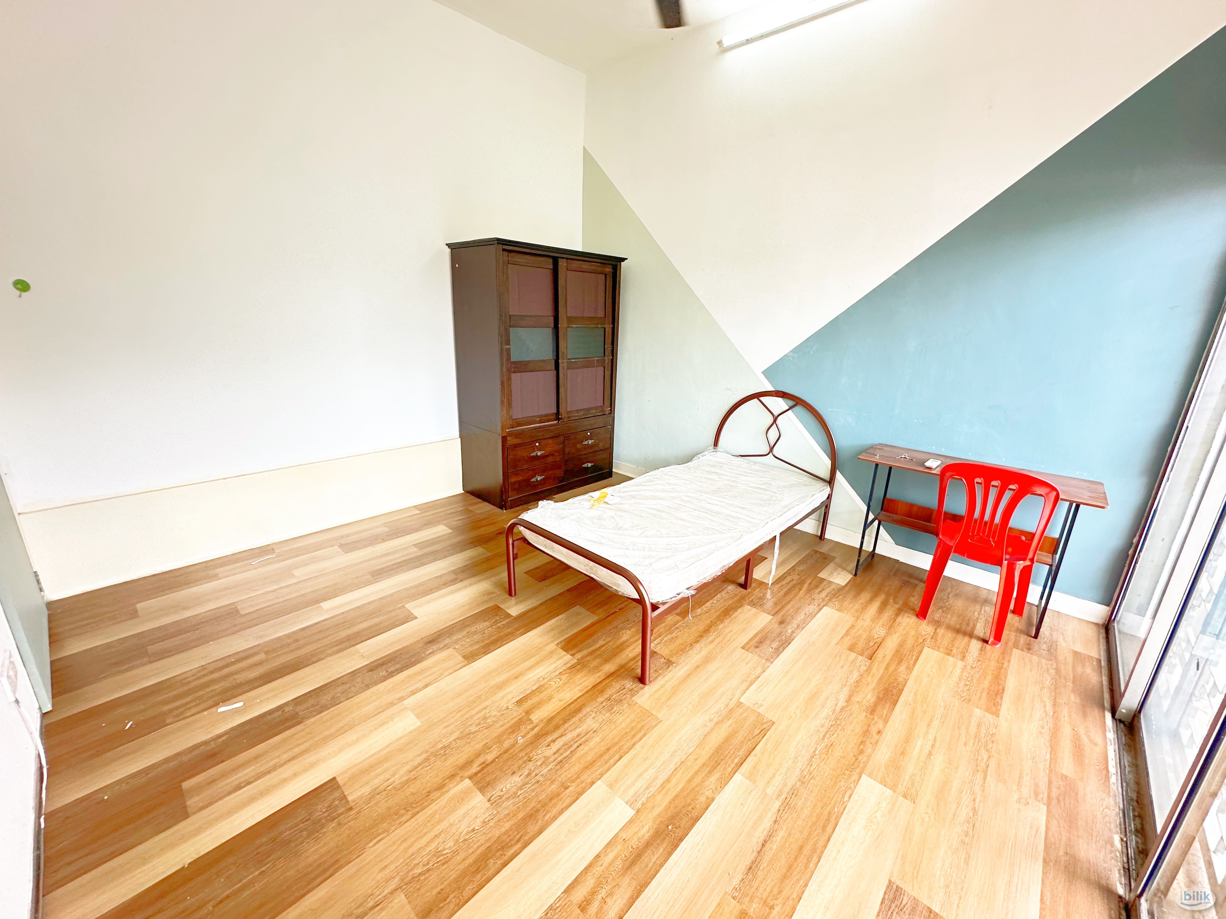 Walk Damansara Uptown , 3 Damansara, Atria  very convenient to every where - Image 2