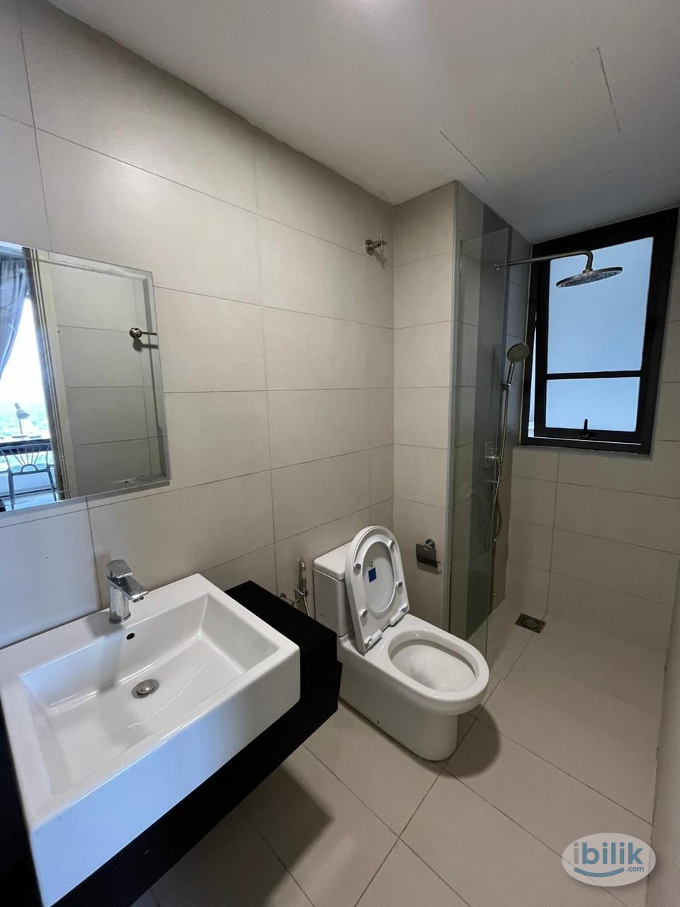 🌟 Spacious & Cozy Master Room in Seri Kembangan Condo – Fully Furnished 🛏️✨Move In Ready! - Image 4