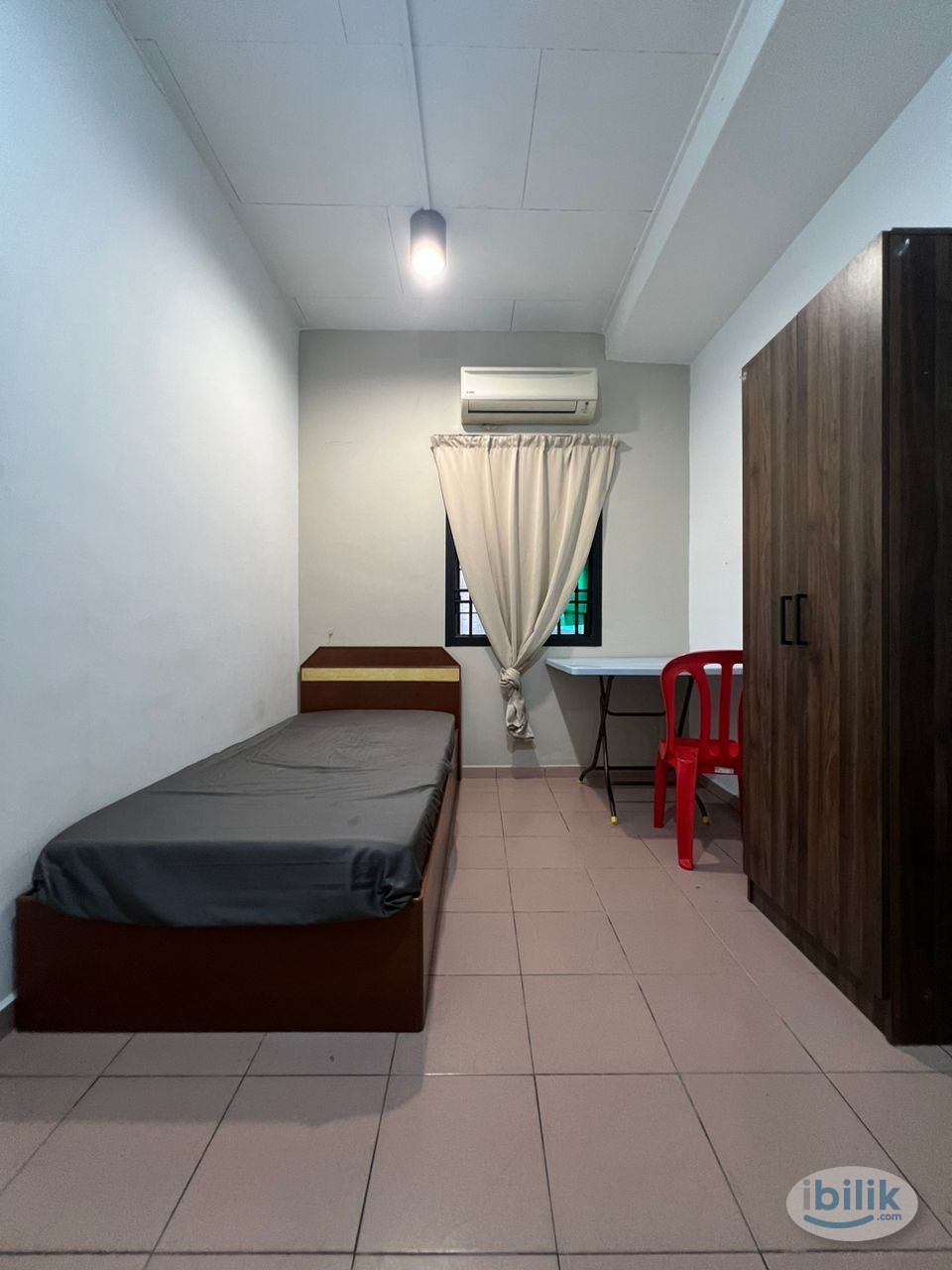 📣Booking fees only RM 300 🛏️ Single room with air-conditioned and fully furnished rent near to CIQ customs - by 5 mins d - Image 1