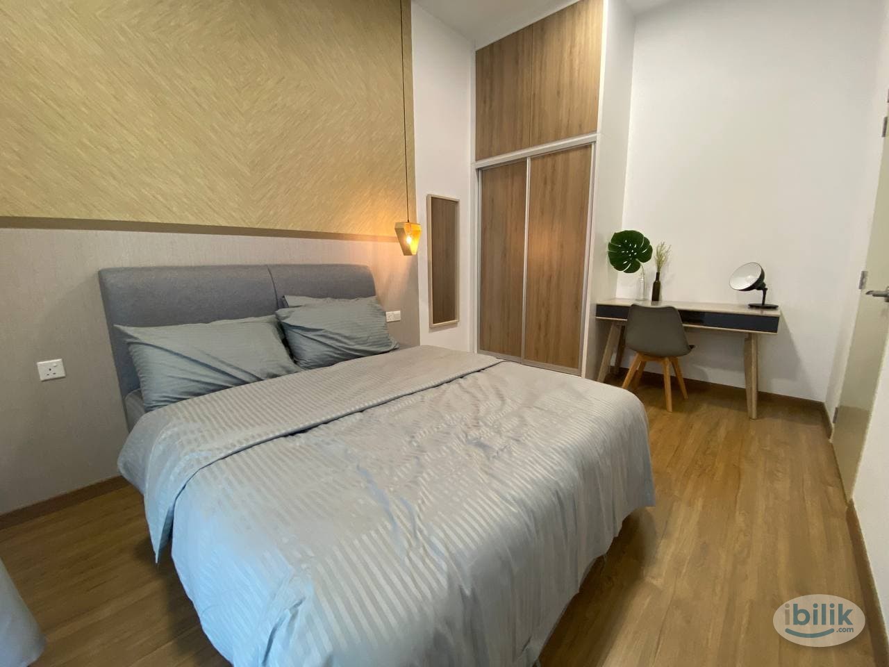 Middle Room at Rica Residence, Sentul - Image 1