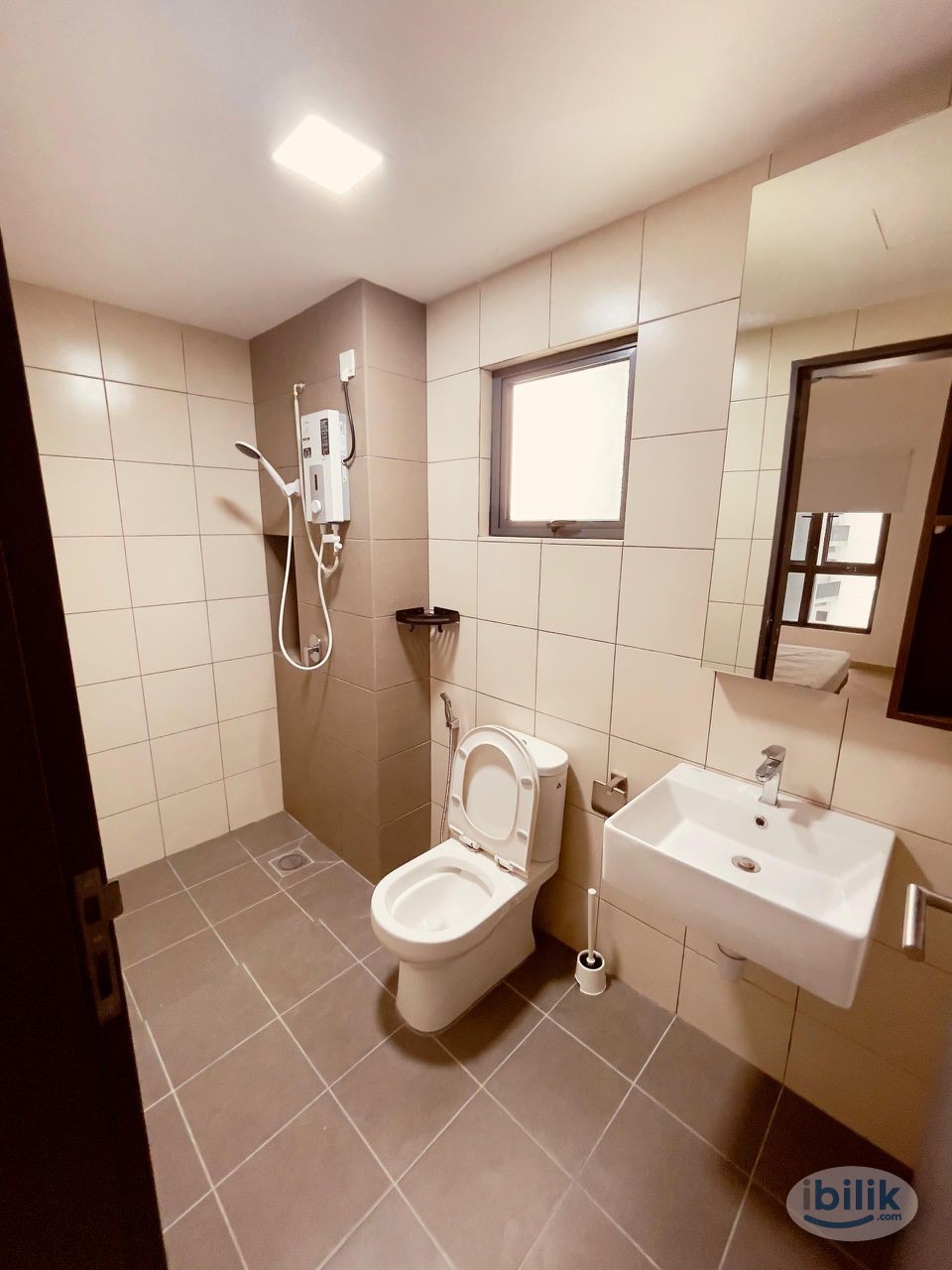 Single Room @ D'Quince Residence, Damansara Perdana, The Curve, IPC Mall, Ikea MRT Mutiara Damansara, Dataran Sunwa - Image 1