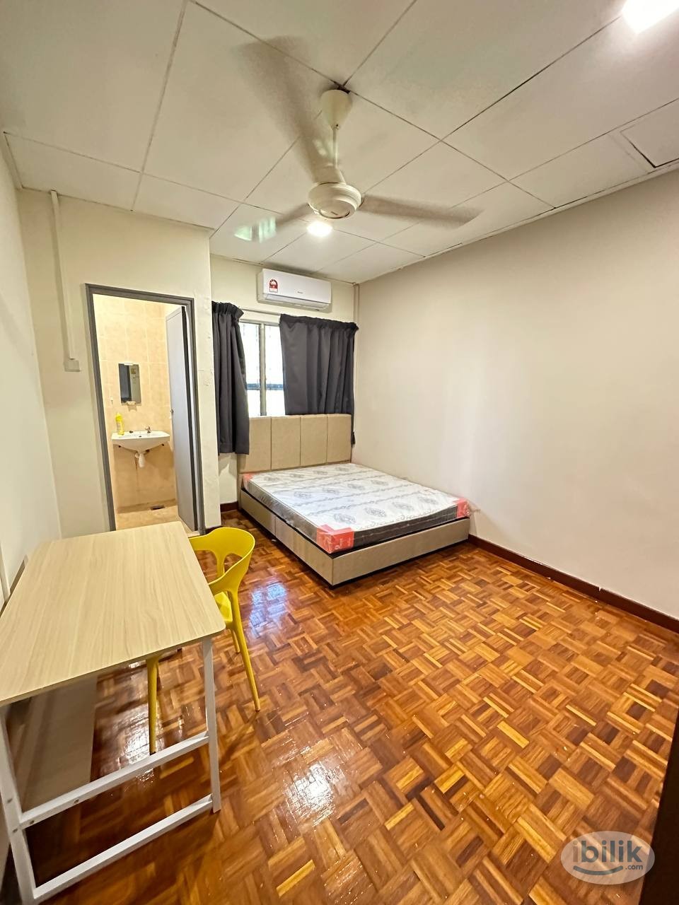 🎟️Female ONLY!!! walking distance to Atria🌸 - Image 1