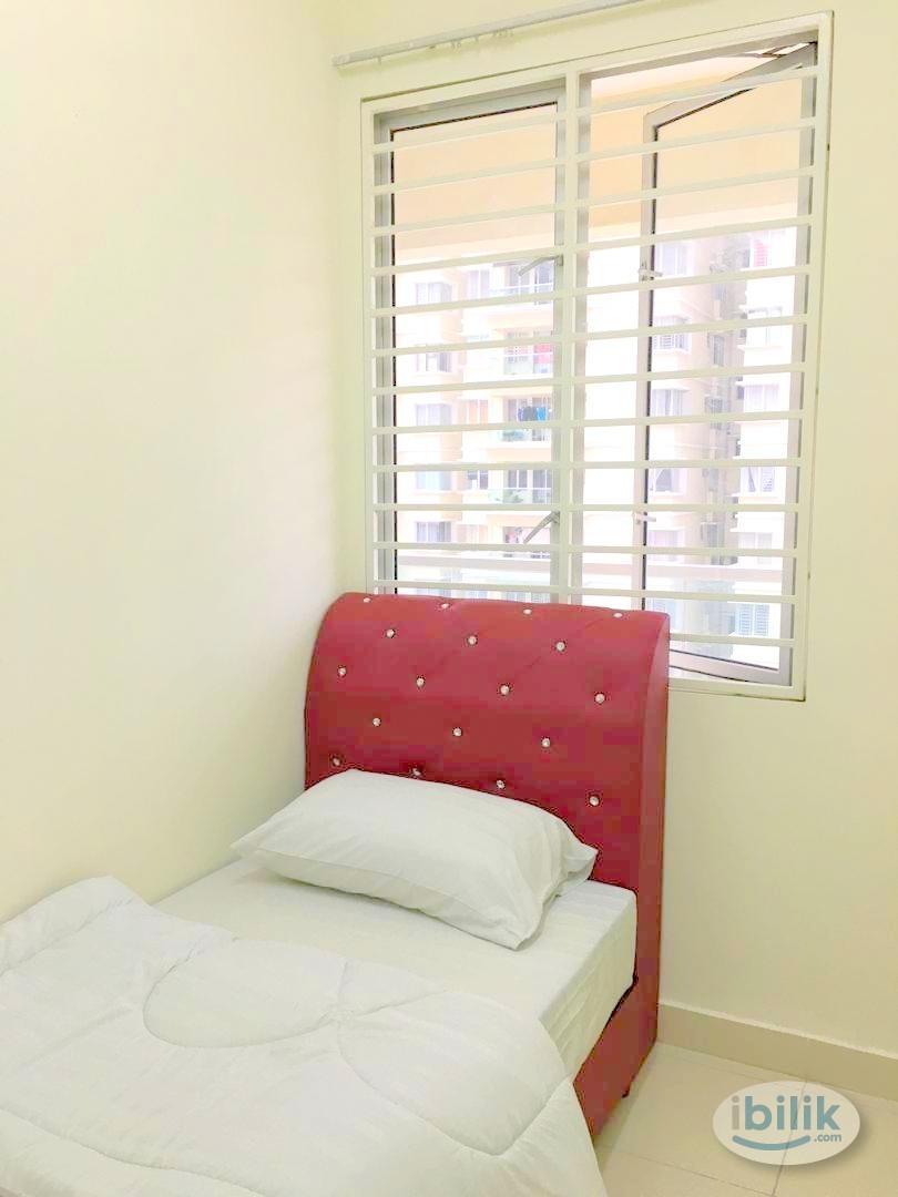 Single Room at Platinum Hill PV8, Setapak - Image 1
