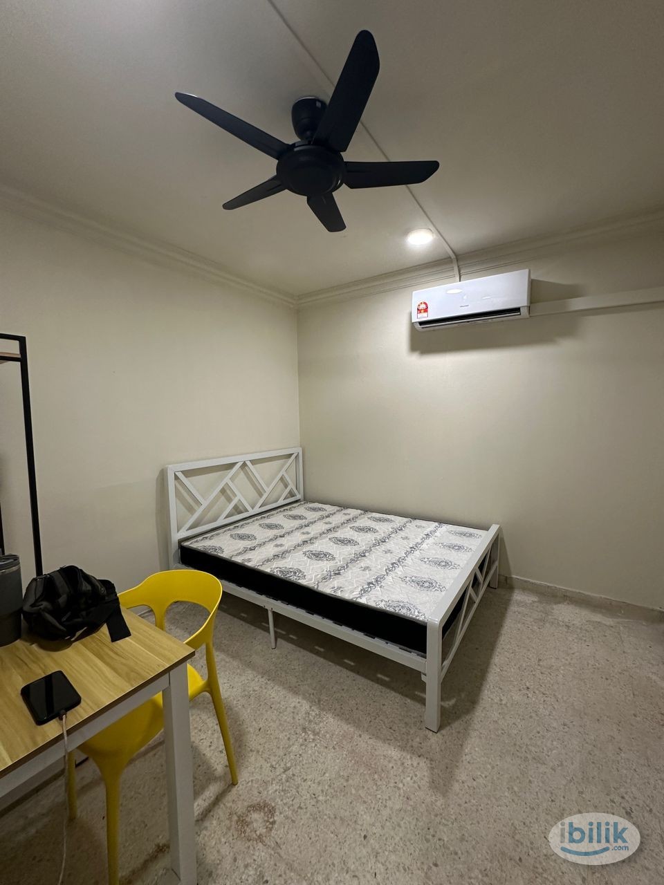 Middle Room at SS1, Petaling Jaya - Image 1