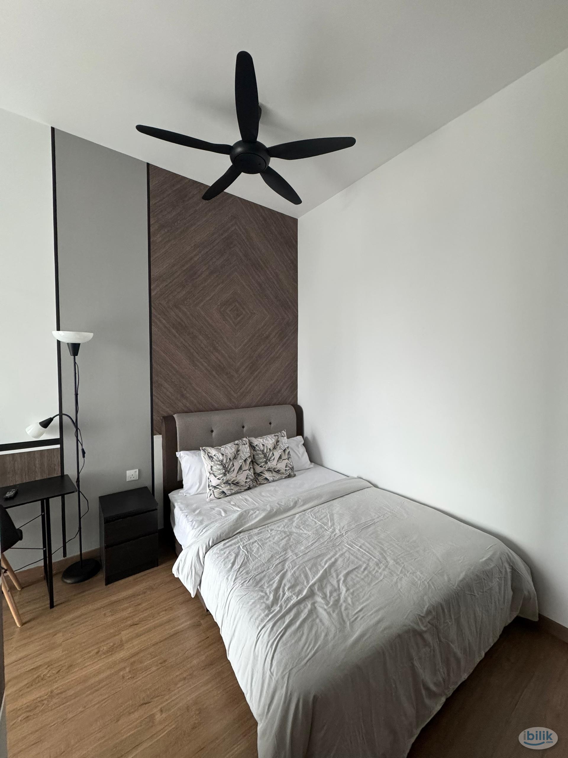 Enjoy 1 Month Free Rental 💯 for Queen Bedroom at Rica Residence, Sentul - Image 1