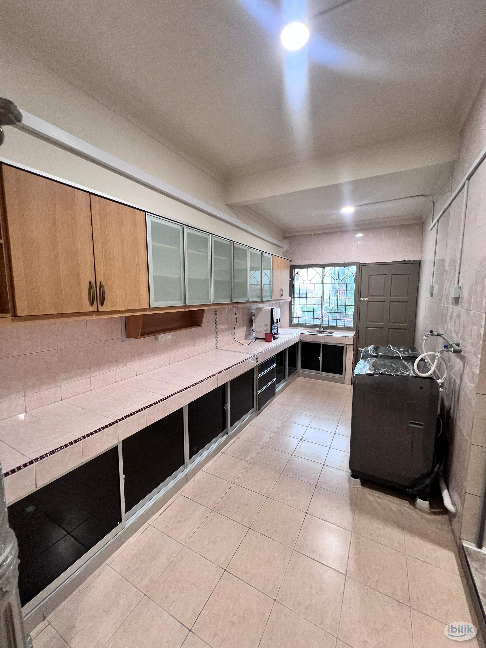 Furnished Female Unit Room for Rent at SS21 - Image 2