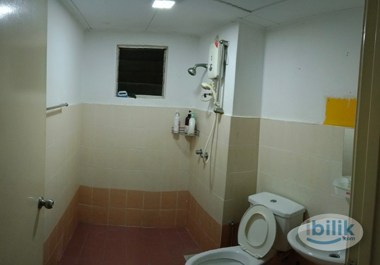 🔥Koi Tropika Condominium MEDIUM ROOM rent Fully Furnished with WIFI🔥 - Image 4