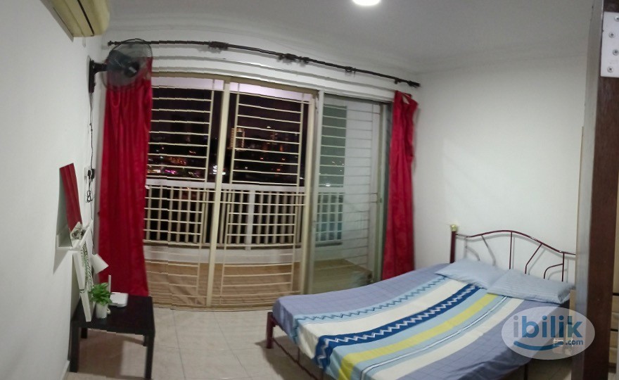 Middle Room at Koi Tropika, Puchong WITH PRIVATE BALCONY - Image 3