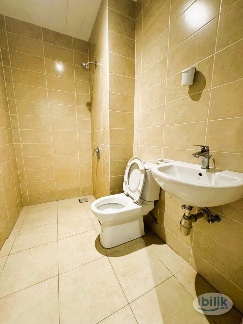 ✅🛀Room with private bathroom for rent at i-City, Shah Alam, 🚶‍♀️‍➡️5min walk to MERCU MAYBANK / I-Central, 🚗5min drive t - Image 3