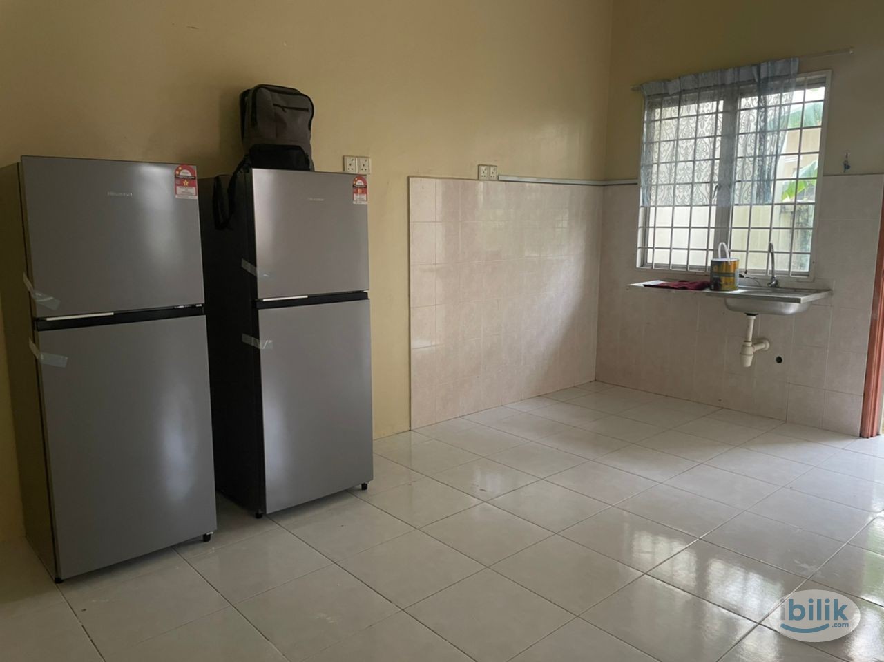 ✨🛏️Private Middle Room for rent at Kota Kemuning, 🚗5min drive to Columbia Asia Hospital,  Gamuda Walk , Anggerik, Aeon B - Image 3