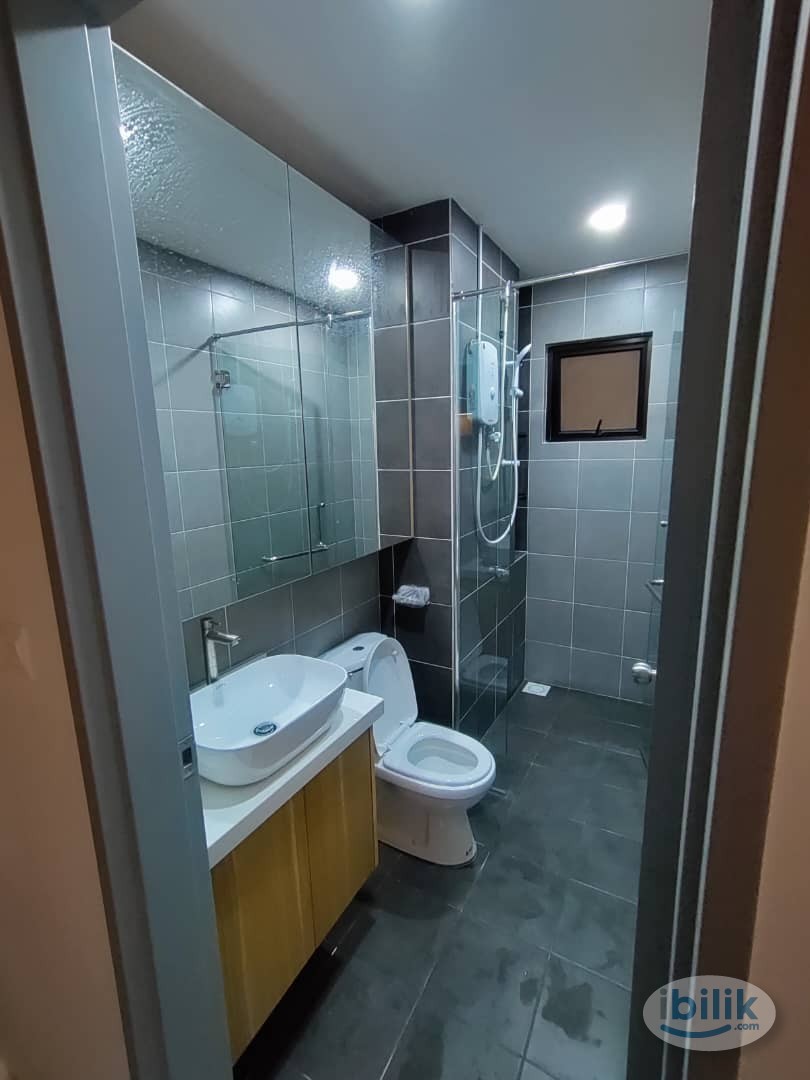 Middle Room *MUSLIM FEMALE* Fully Furnished walking to MRT Cheras Line 1 - Image 3