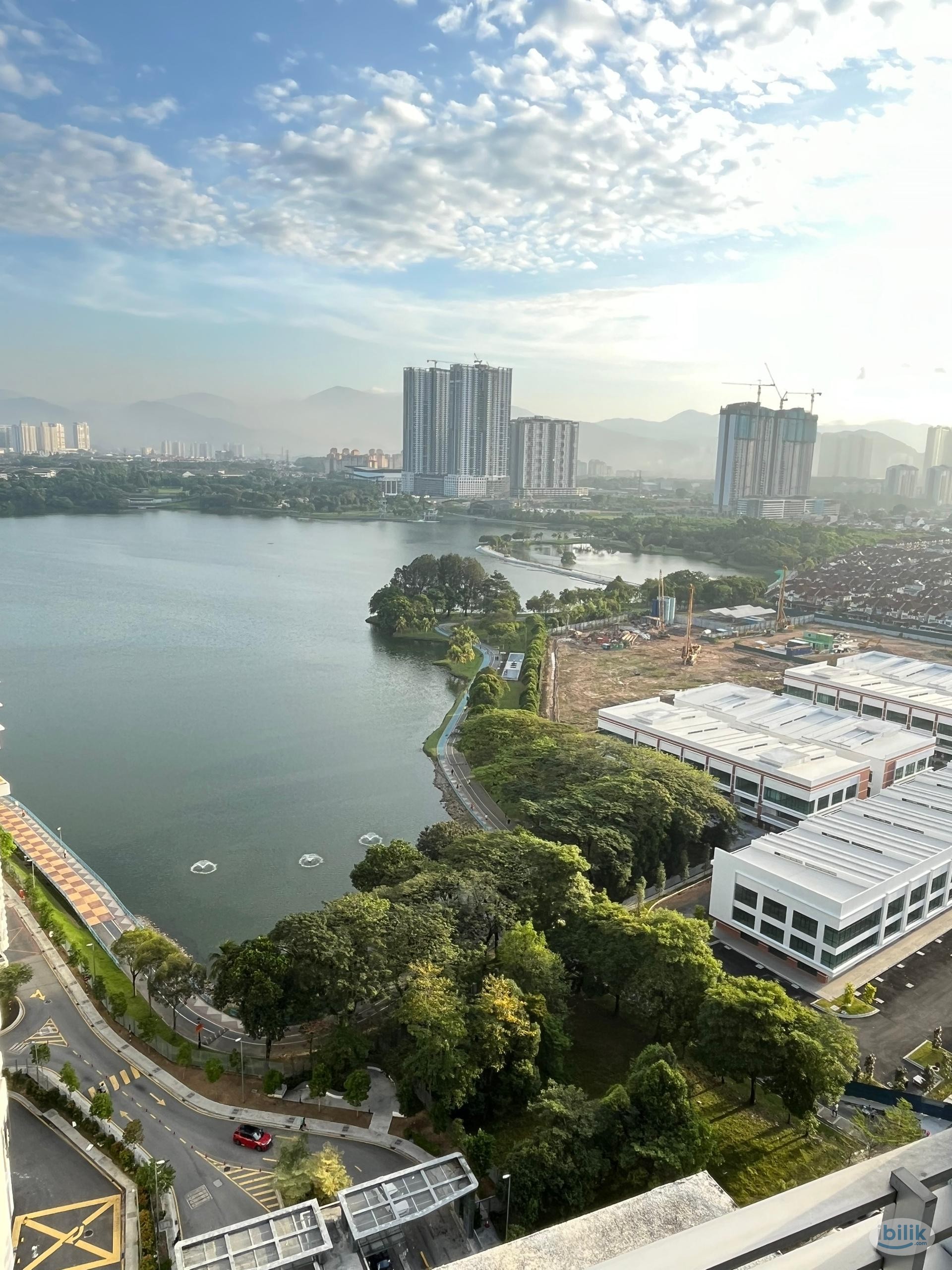 Big Master Room at Fortune Perdana Lakeside, Kepong - Image 3