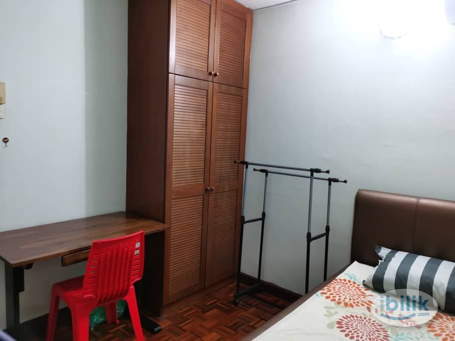 Middle Room at Pantai Hillpark 5, Bangsar South - Image 5