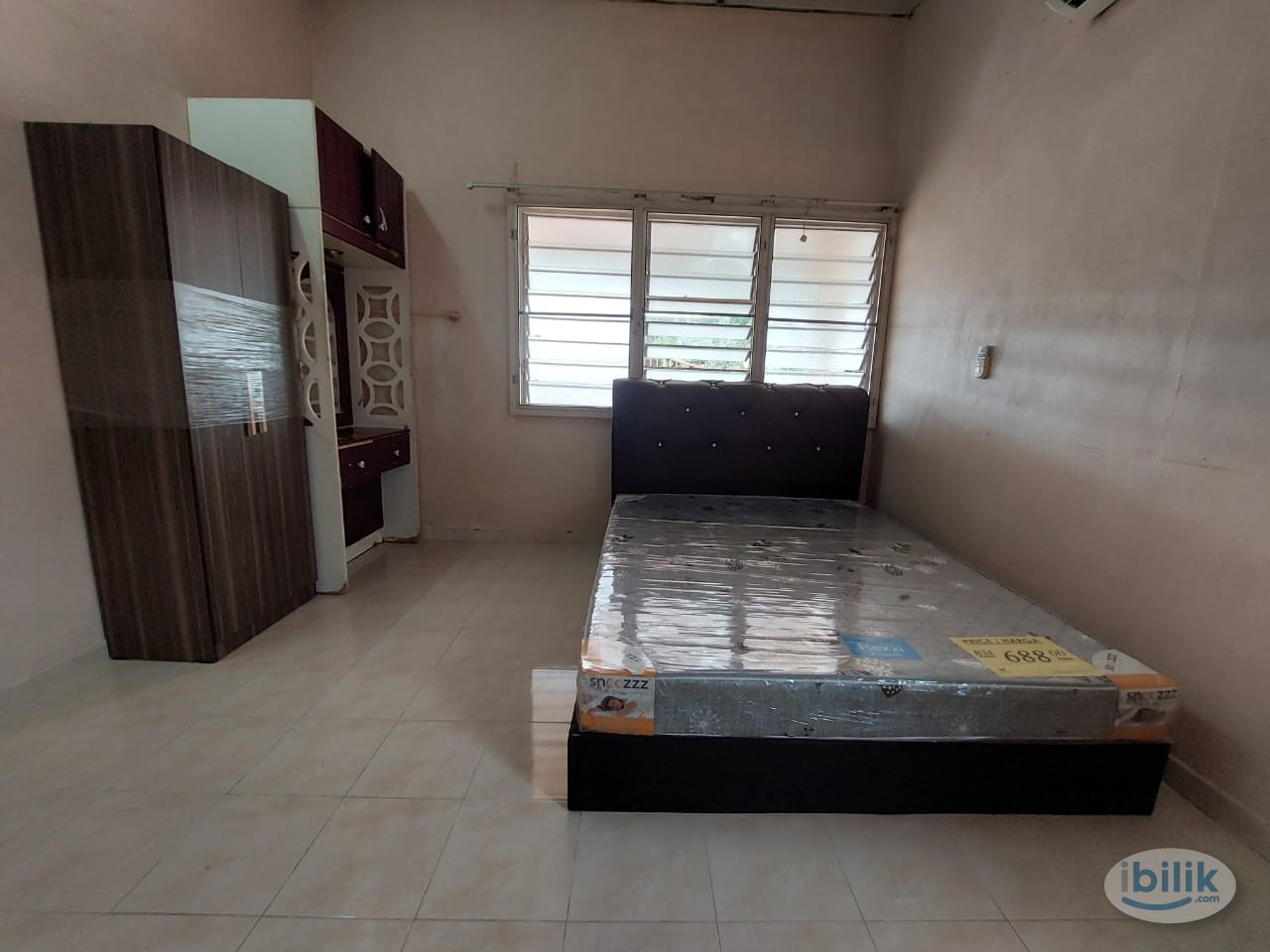 Middle Room Di Taman Golf (BERDEKATAN HSB/AMAN CENTRAL/KMC) - Image 1